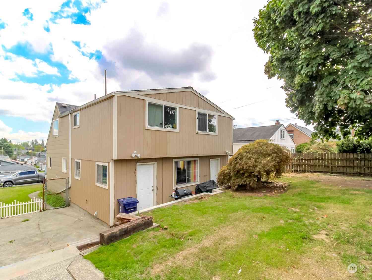6236 S M Street, Tacoma, Washington image 1