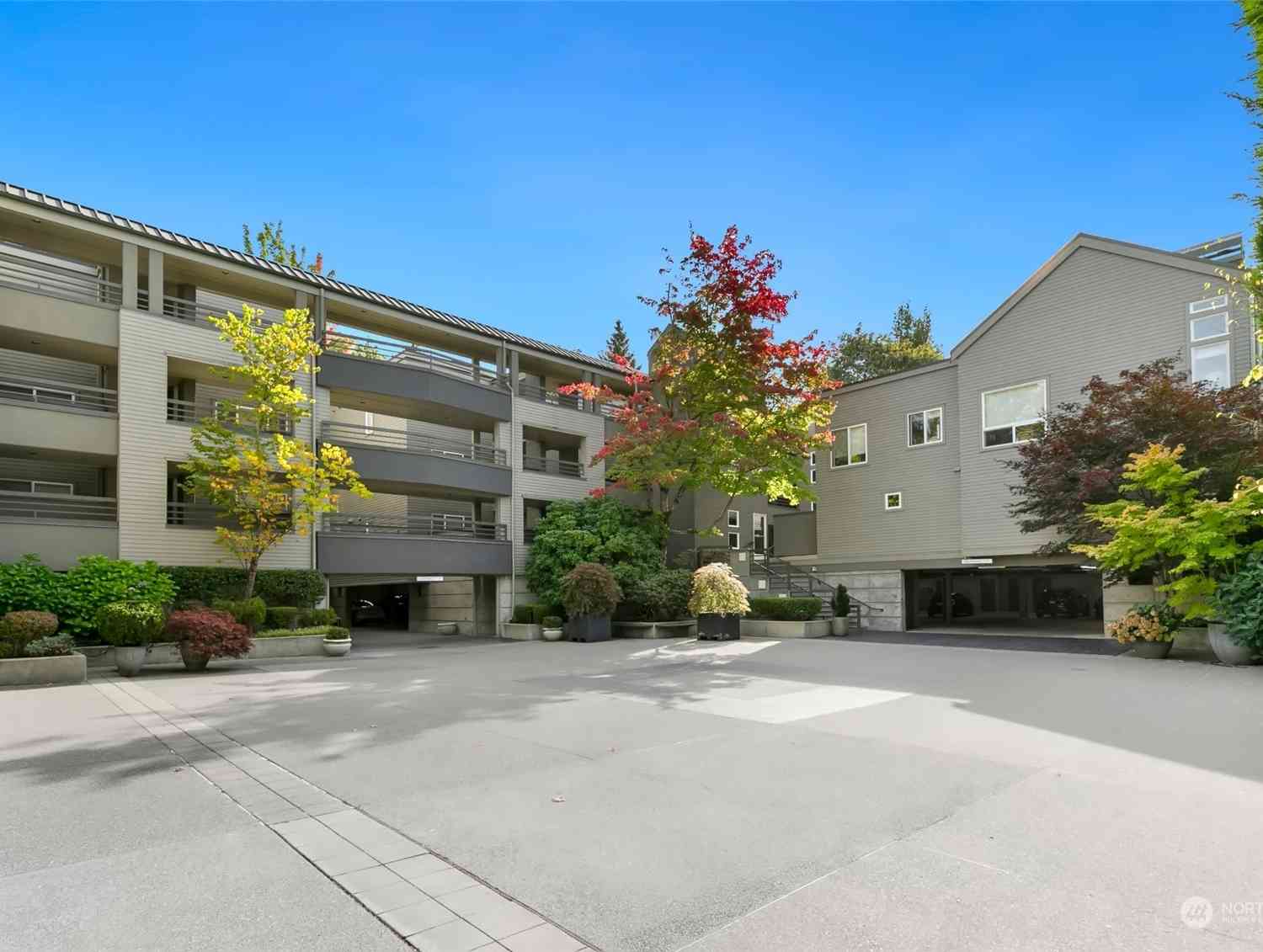 501 Kirkland Avenue #305, Kirkland, Washington image 1