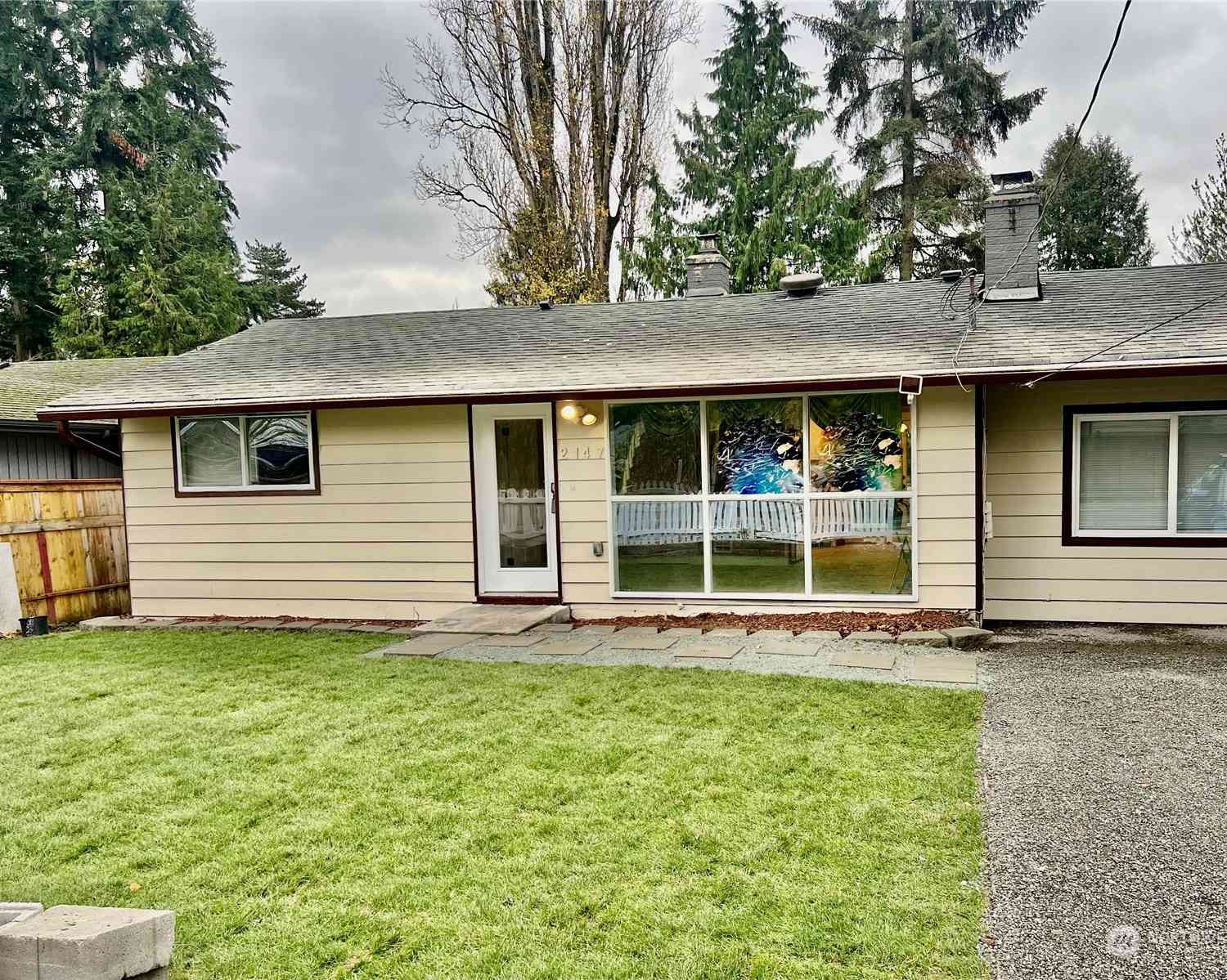 2147 N 155th Street, Shoreline, Washington image 1