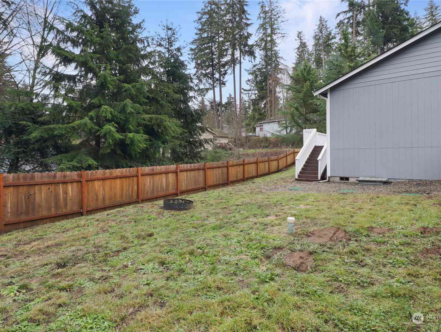 17520 Loop Lane, Yelm, Washington image 28