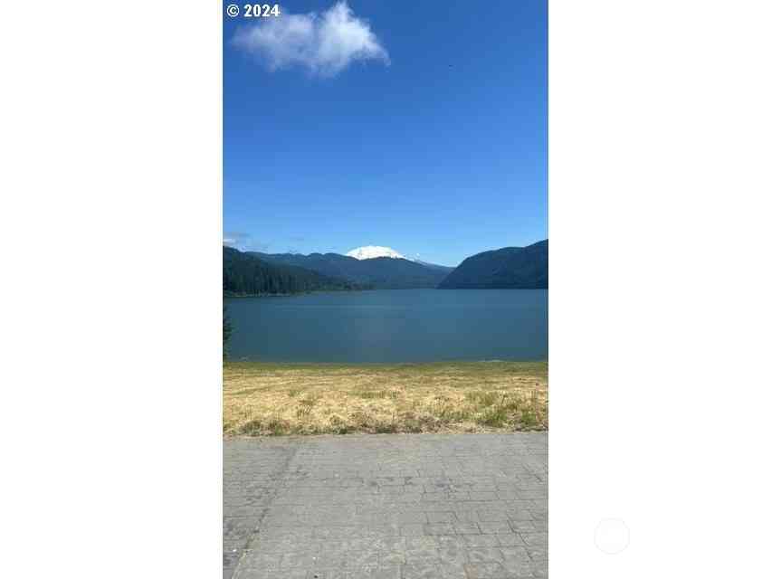 129 Craig Drive, Ariel, Washington image 5