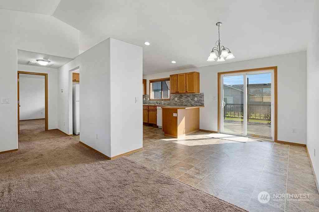 1409 W Electra Street, Moses Lake, Washington image 9