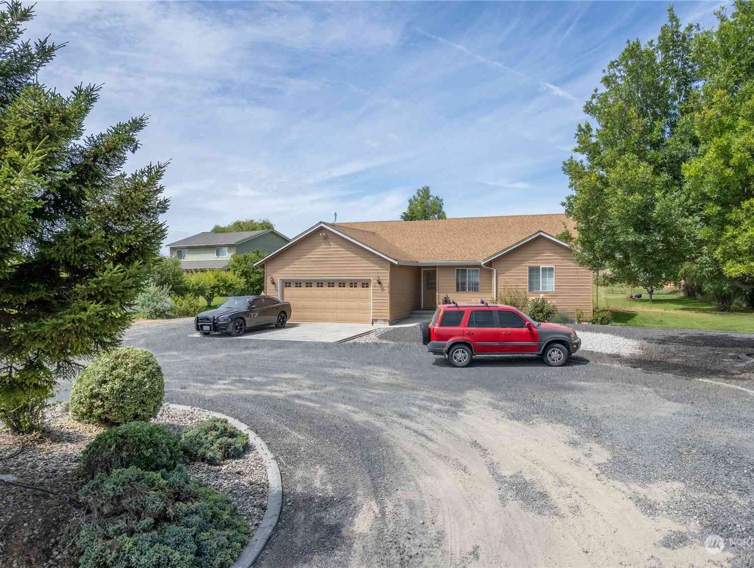 5218 NE Crystal Springs Place, Moses Lake, Washington image 4