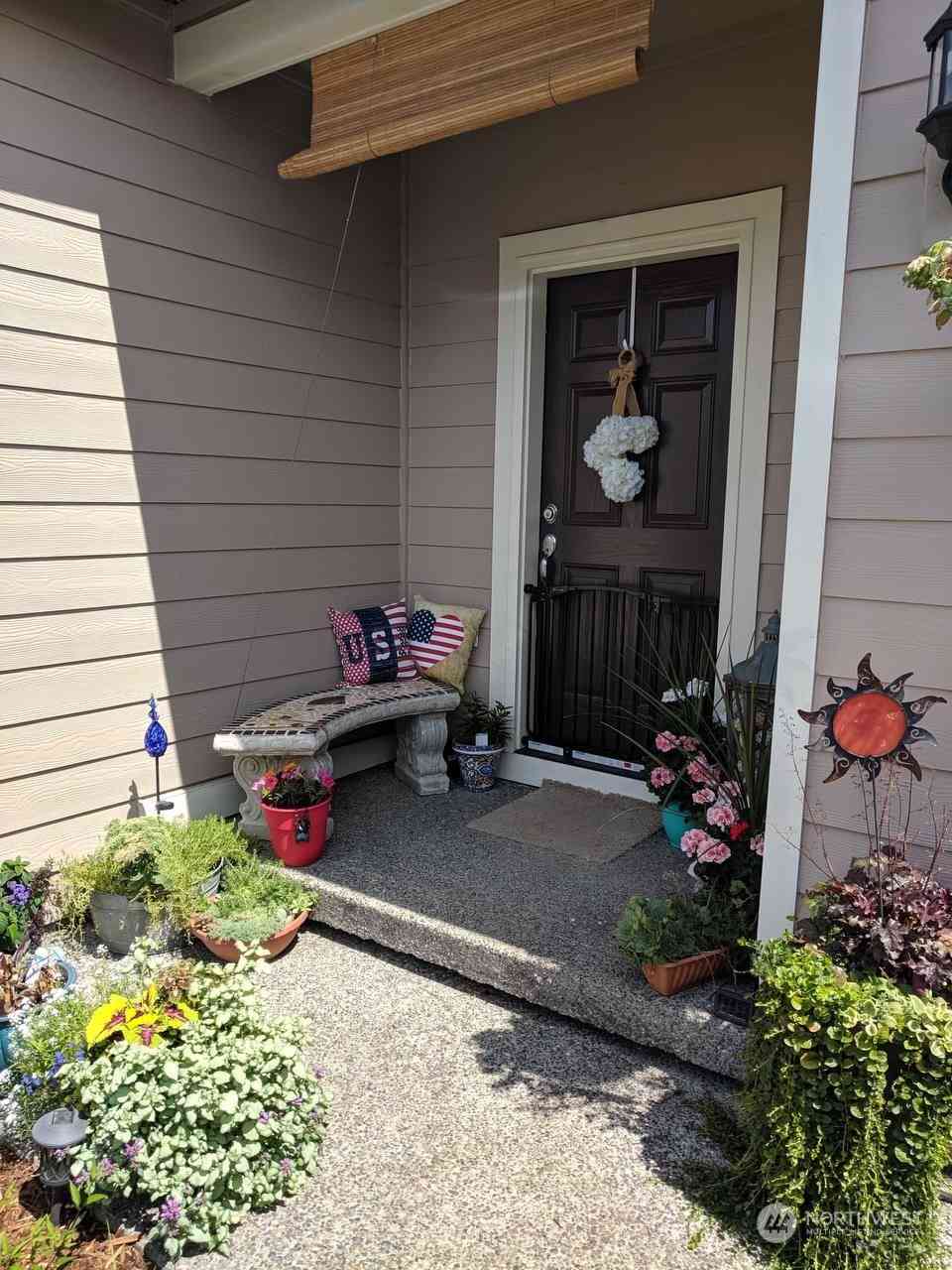 7046 Tahoe Drive, Tumwater, Washington image 2