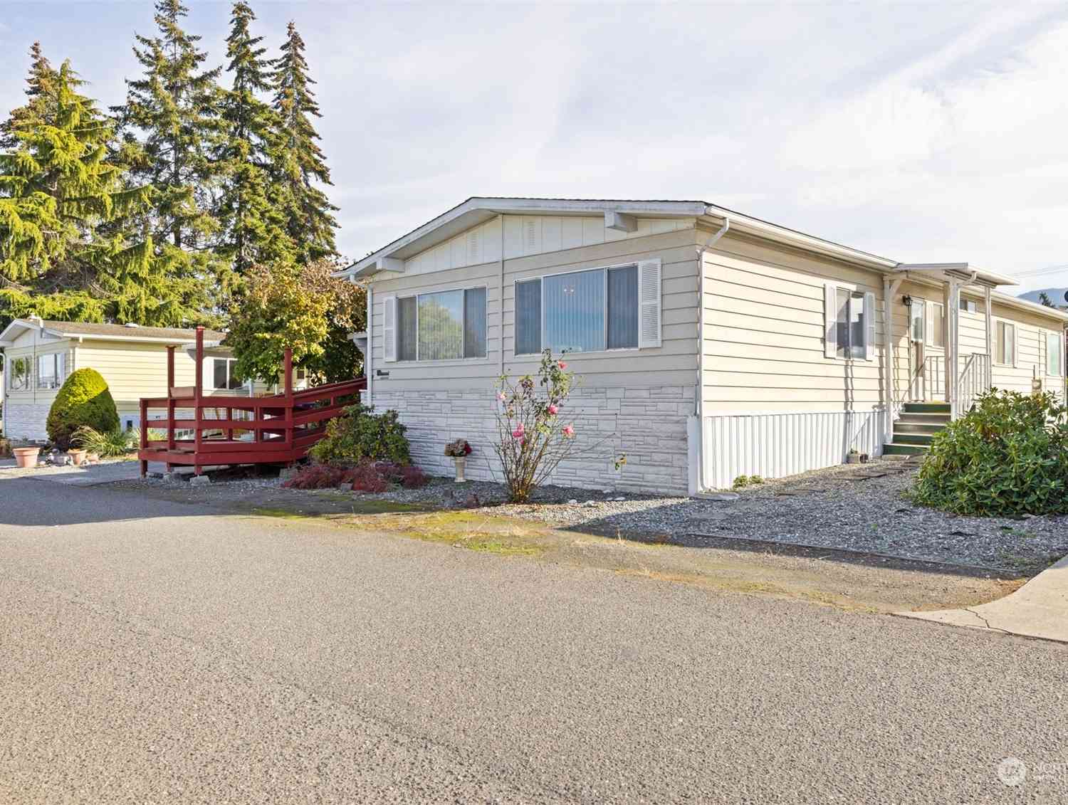 39 Juniper Mobile Estates, Sequim, Washington image 1