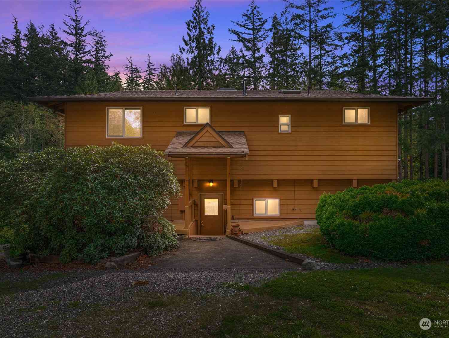 1607 Kelly Road, Bellingham, Washington image 5