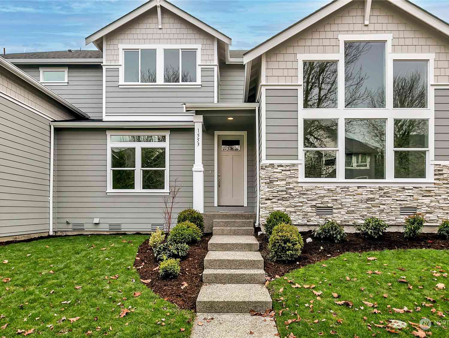 1553 Harvest Avenue, Olympia, Washington image 1