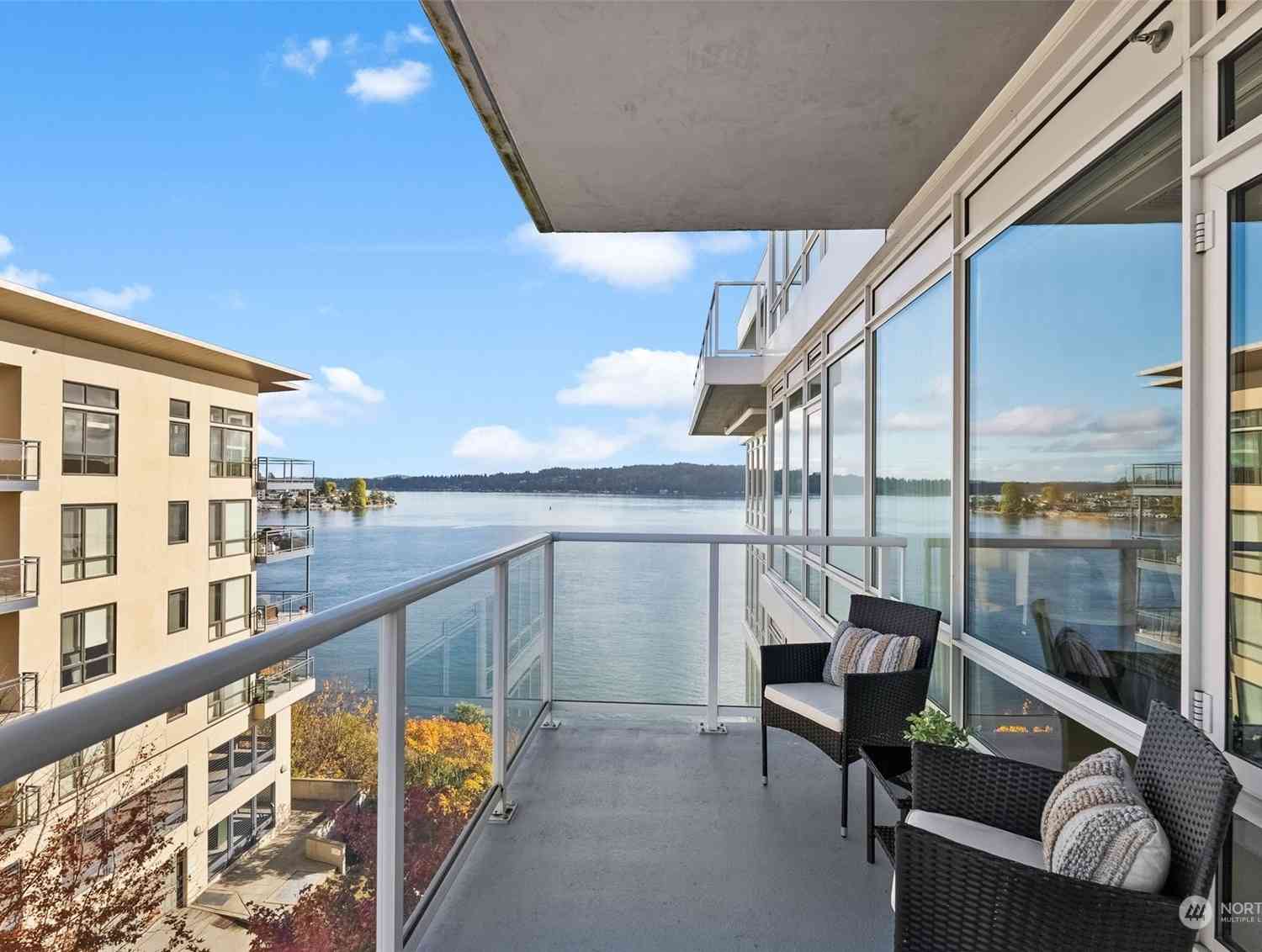 360 Washington Avenue #507, Bremerton, Washington image 1