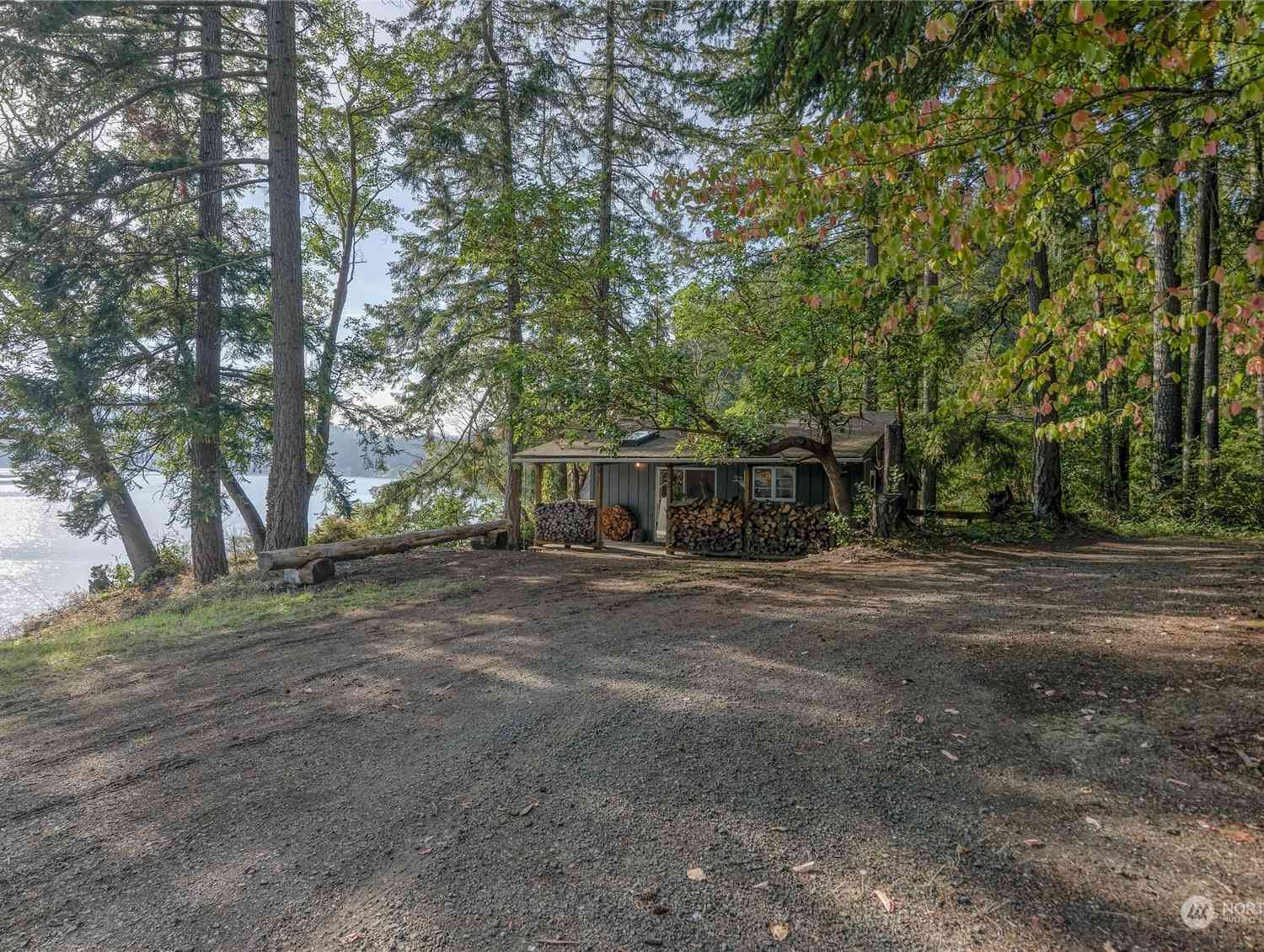 5321 Sunrise Beach Road, Olympia, Washington image 1