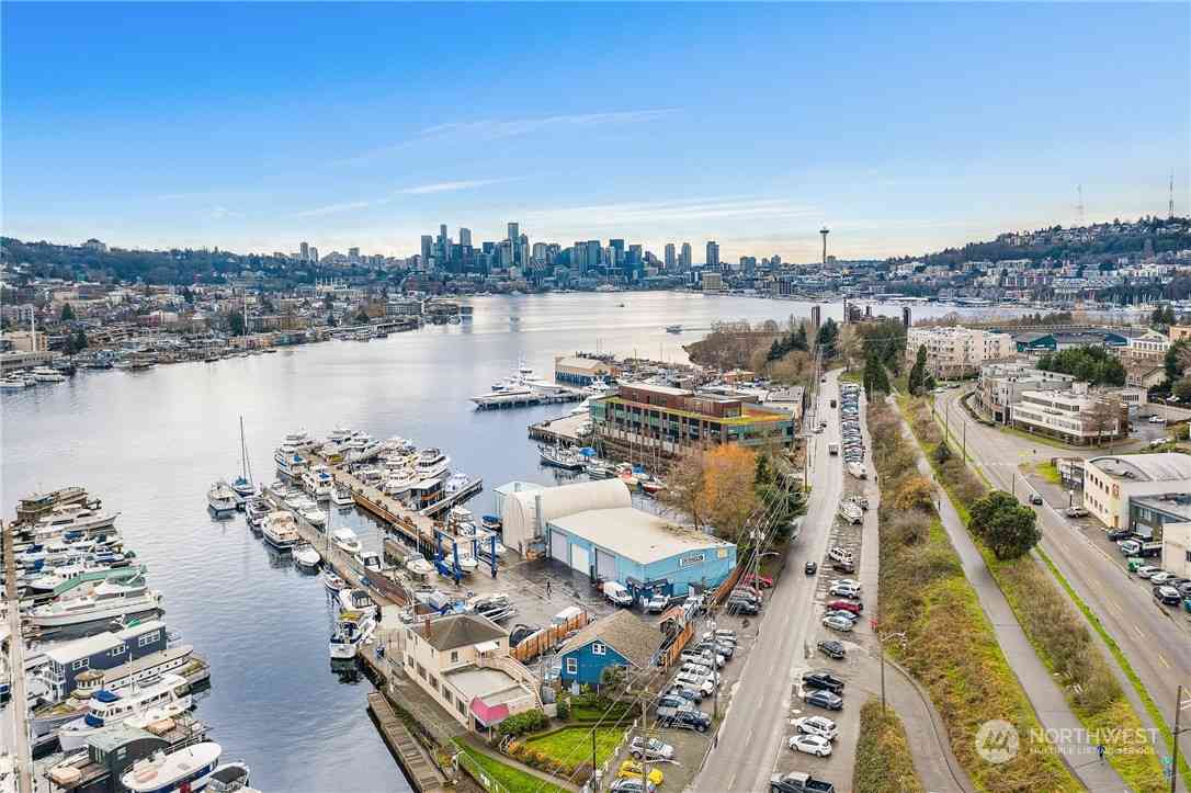 2309 N Northlake Way #10, Seattle, Washington image 3