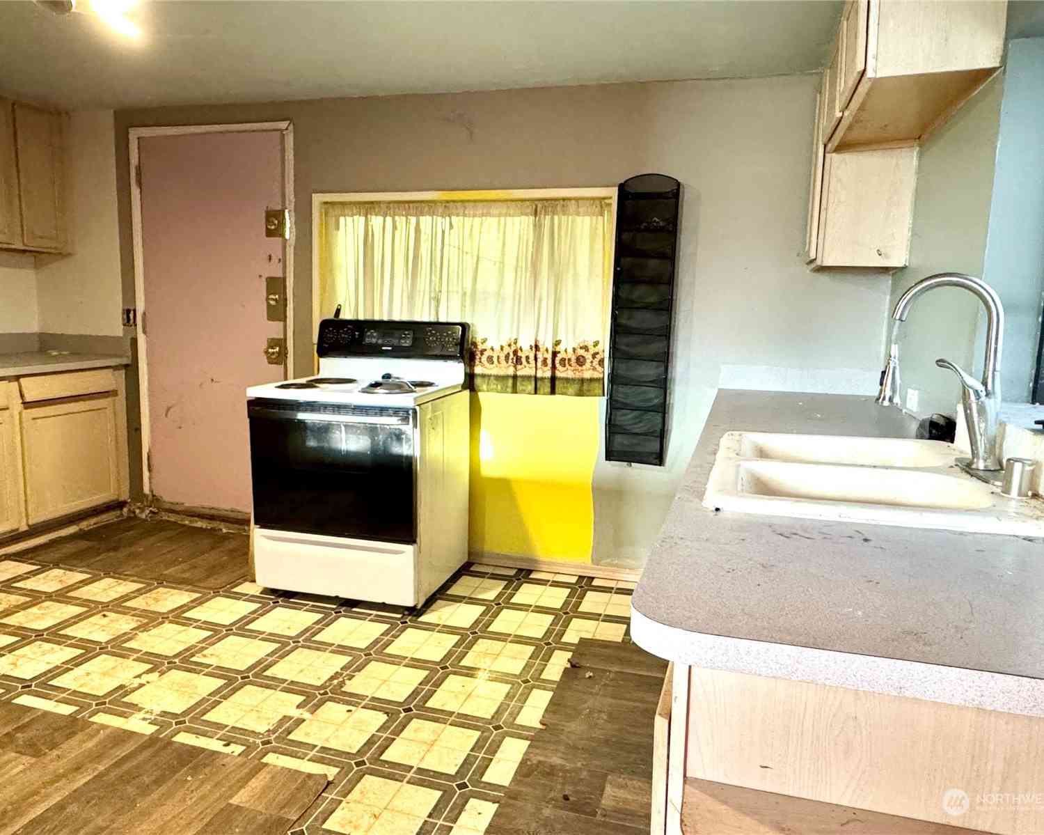 12007 56th Place, Seattle, Washington image 6