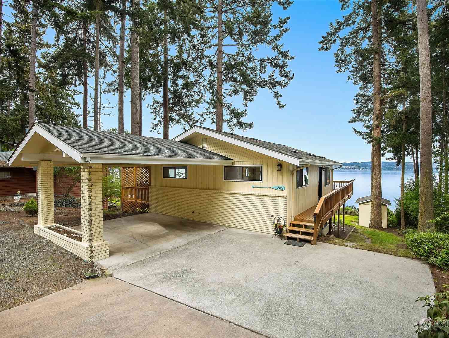 285 Harrington Road, Coupeville, Washington image 2