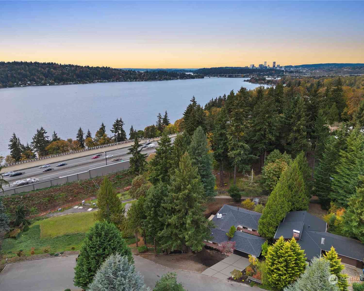 5707 110th Avenue, Bellevue, Washington image 37