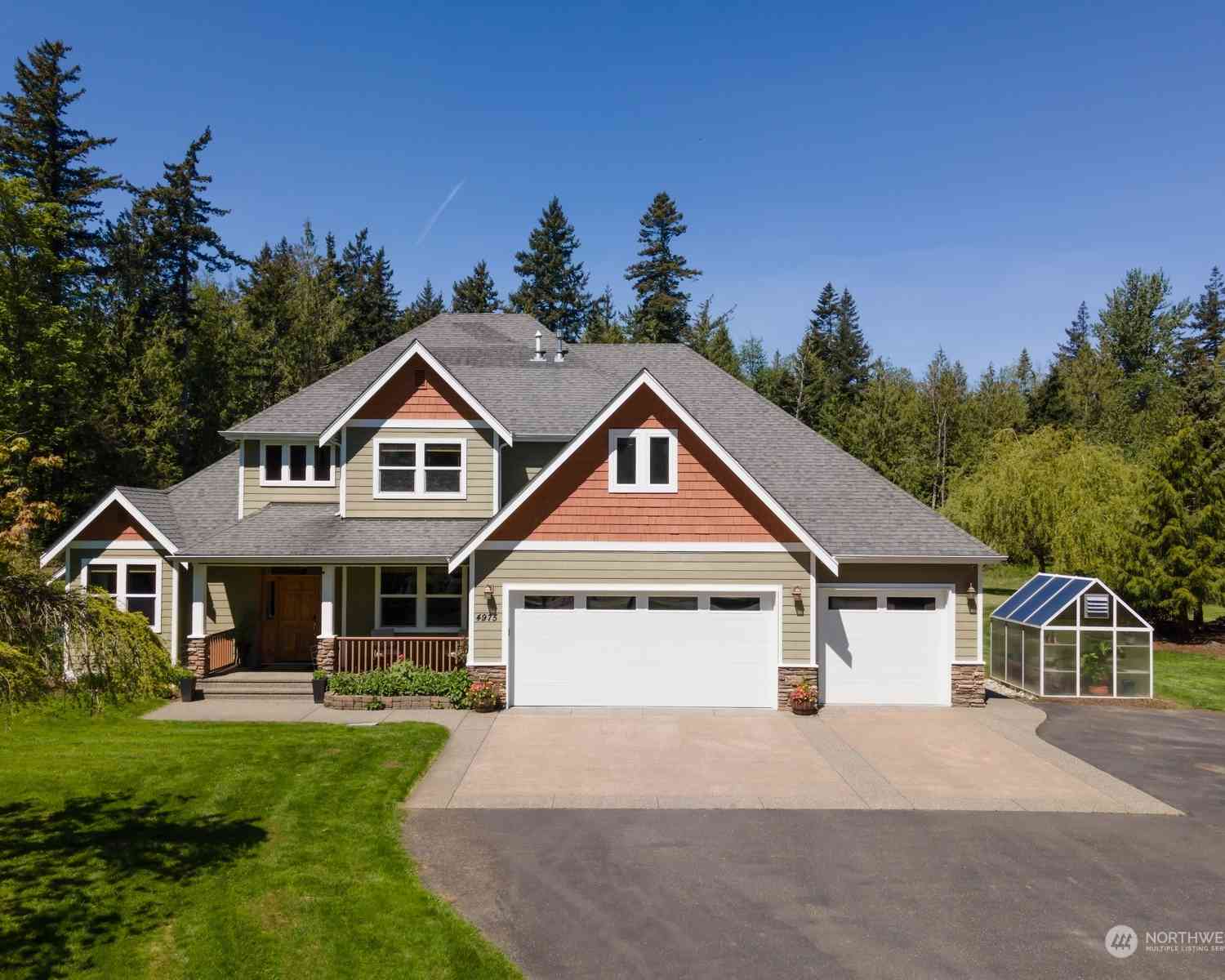 4975 E 12th Drive, Bellingham, Washington image 1