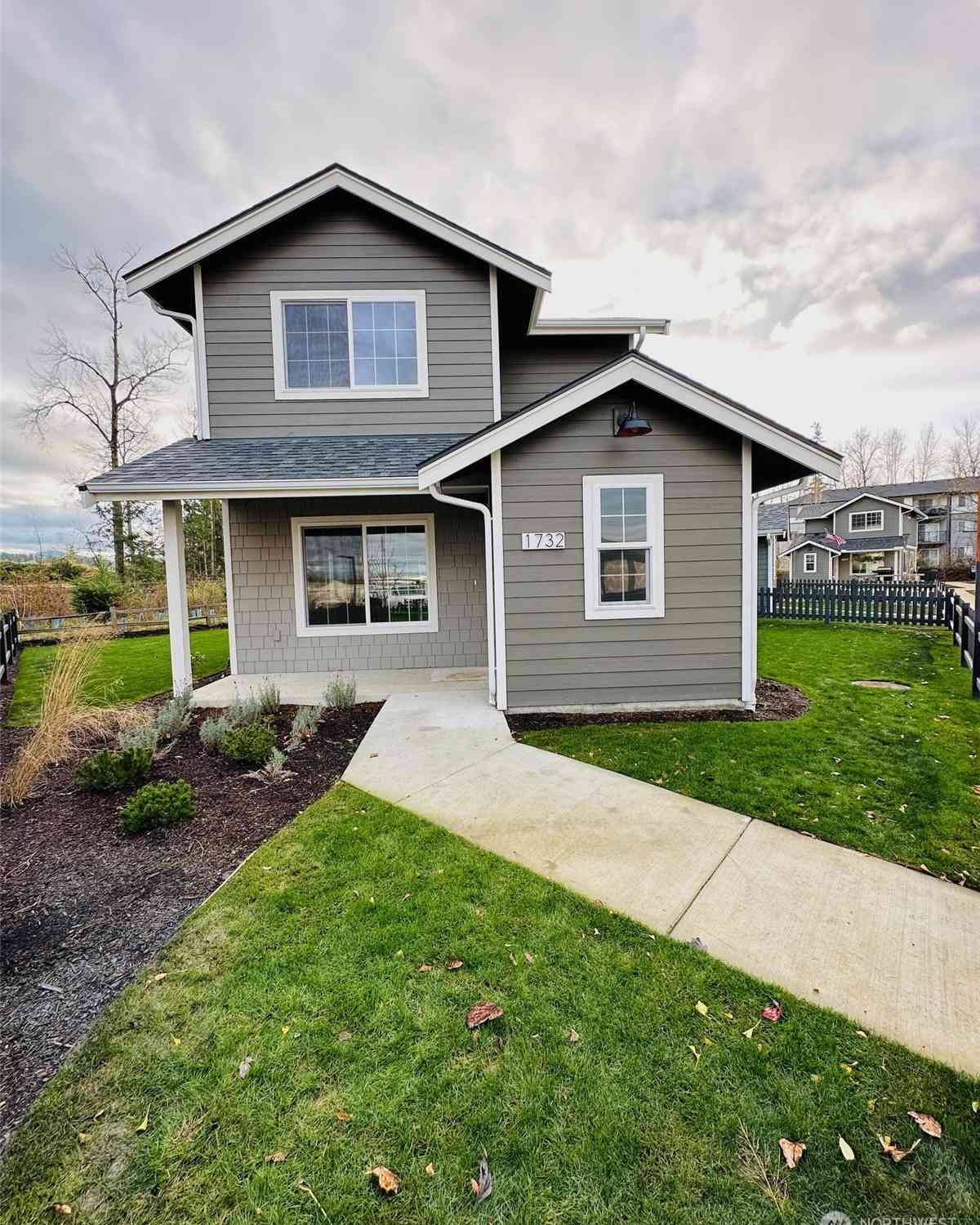 1732 Sunup Loop, Bellingham, Washington image 1