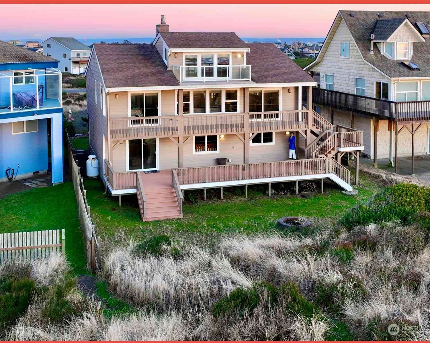 1289 Ocean Shores Boulevard, Ocean Shores, Washington image 2