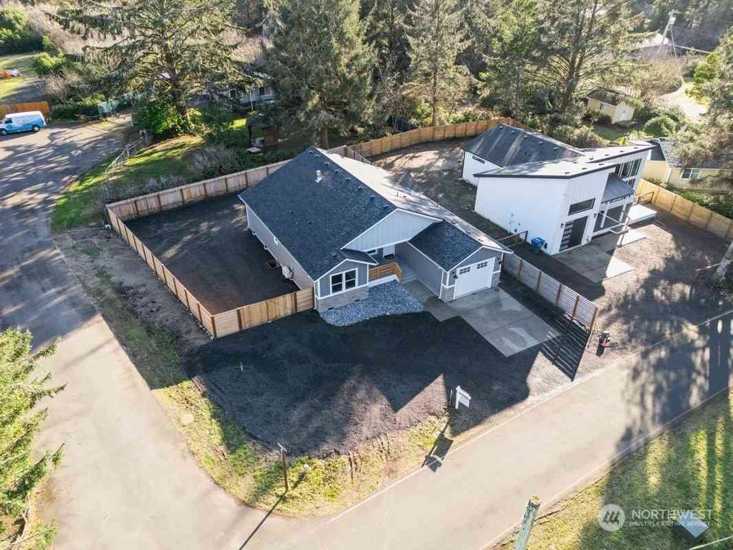 135 Polaris Boulevard, Ocean Shores, Washington image 35