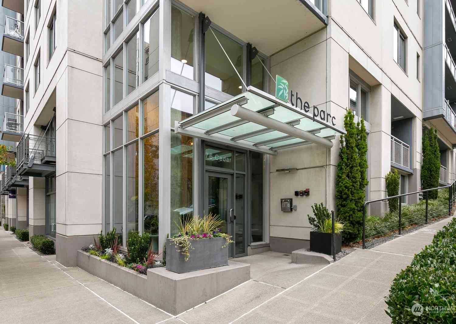 76 Cedar Street #1007, Seattle, Washington image 2