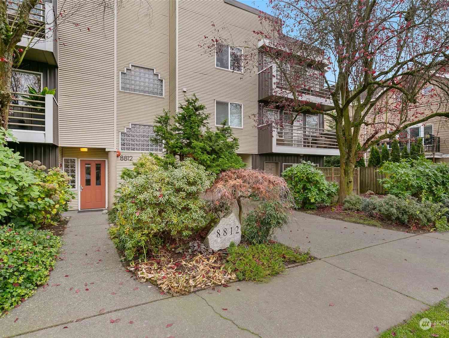 8812 Stone Avenue #102, Seattle, Washington image 20