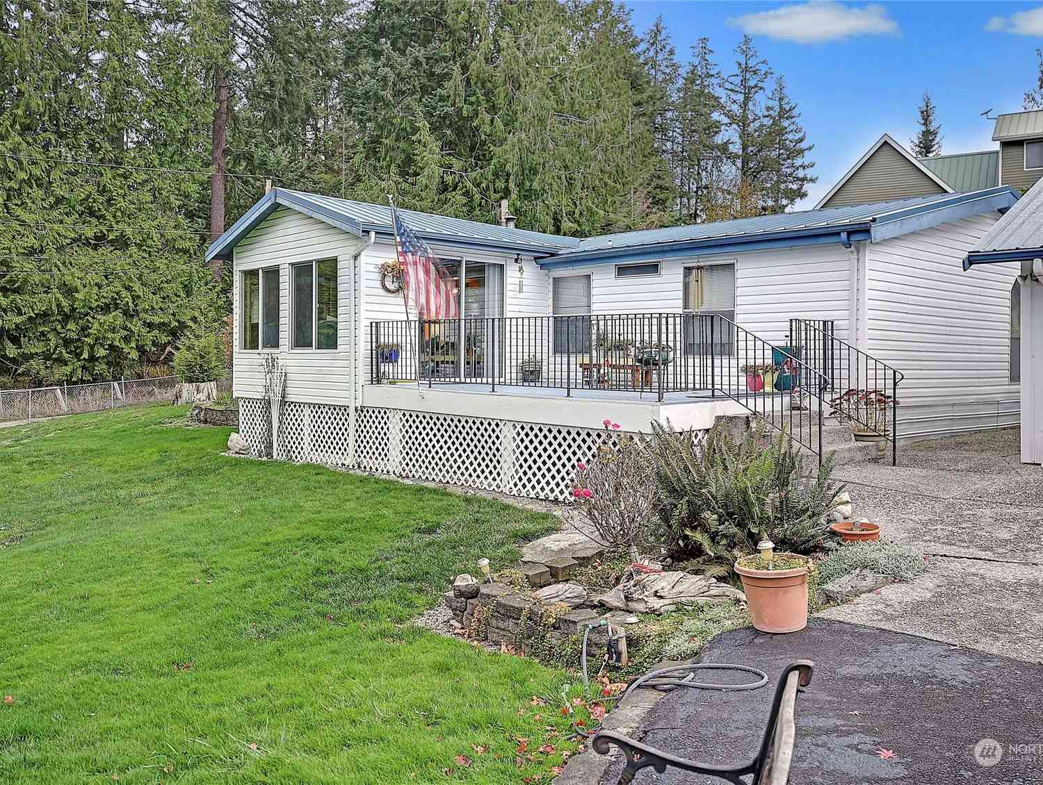 764 Vista Drive, Camano Island, Washington image 33