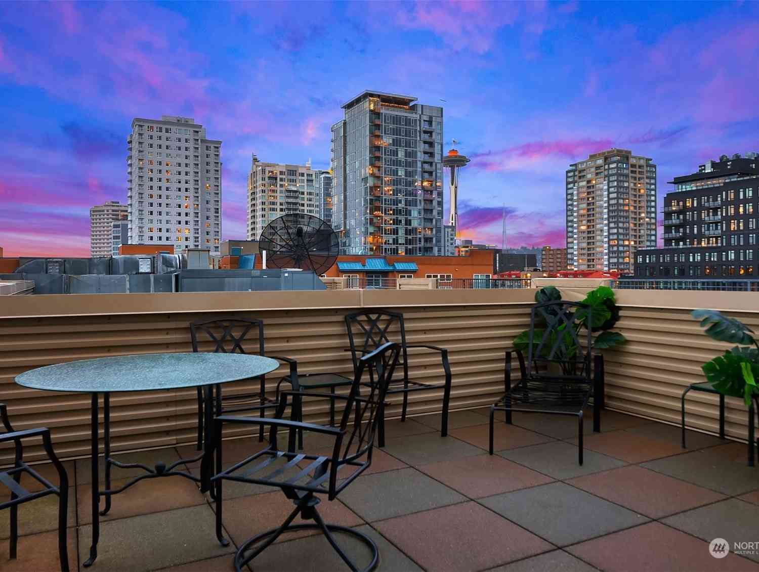 2324 1st Avenue #202, Seattle, Washington image 24