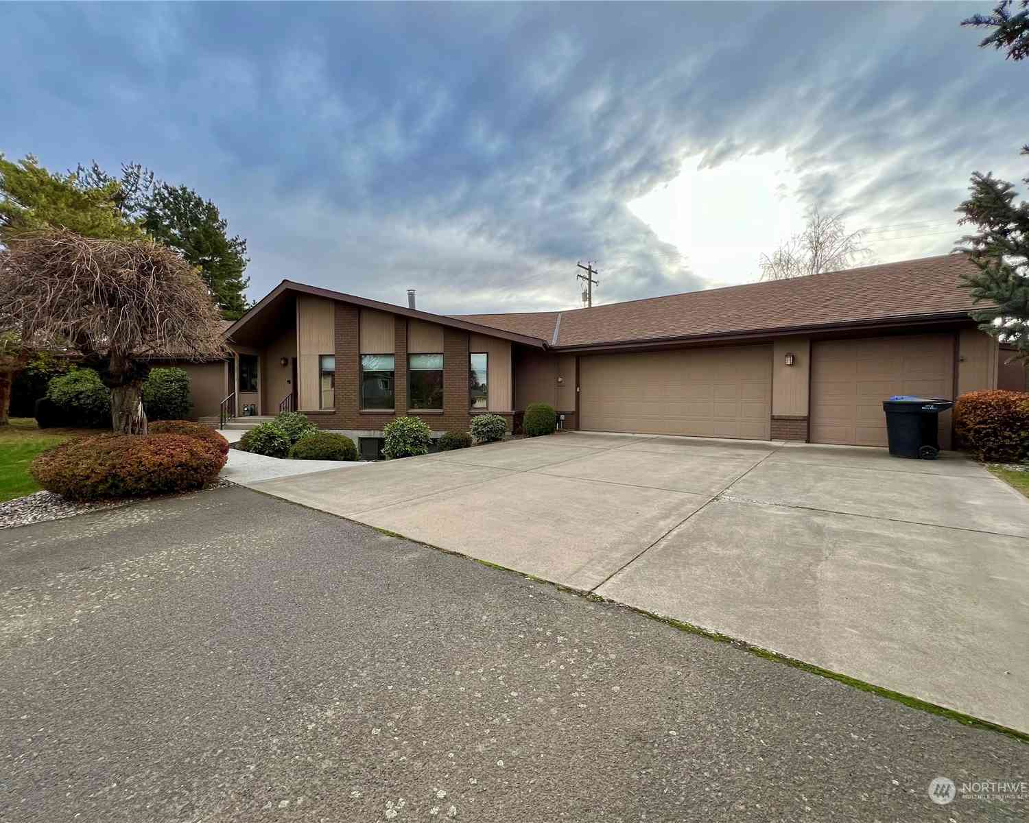 2557 Lancer Place, Walla Walla, Washington image 2