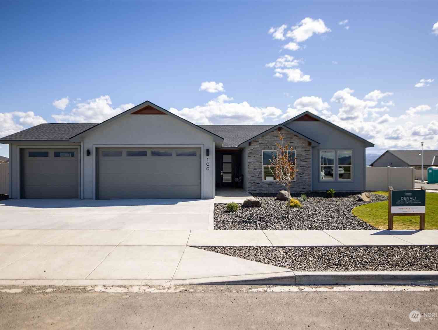 100 W Chinook Road, Ellensburg, Washington image 1