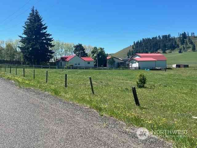 1371 Bettas Road, Cle Elum, Washington image 3