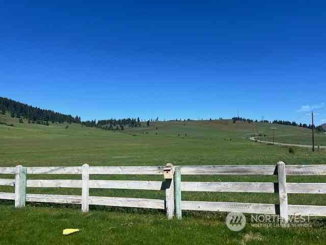 1371 Bettas Road, Cle Elum, Washington image 4