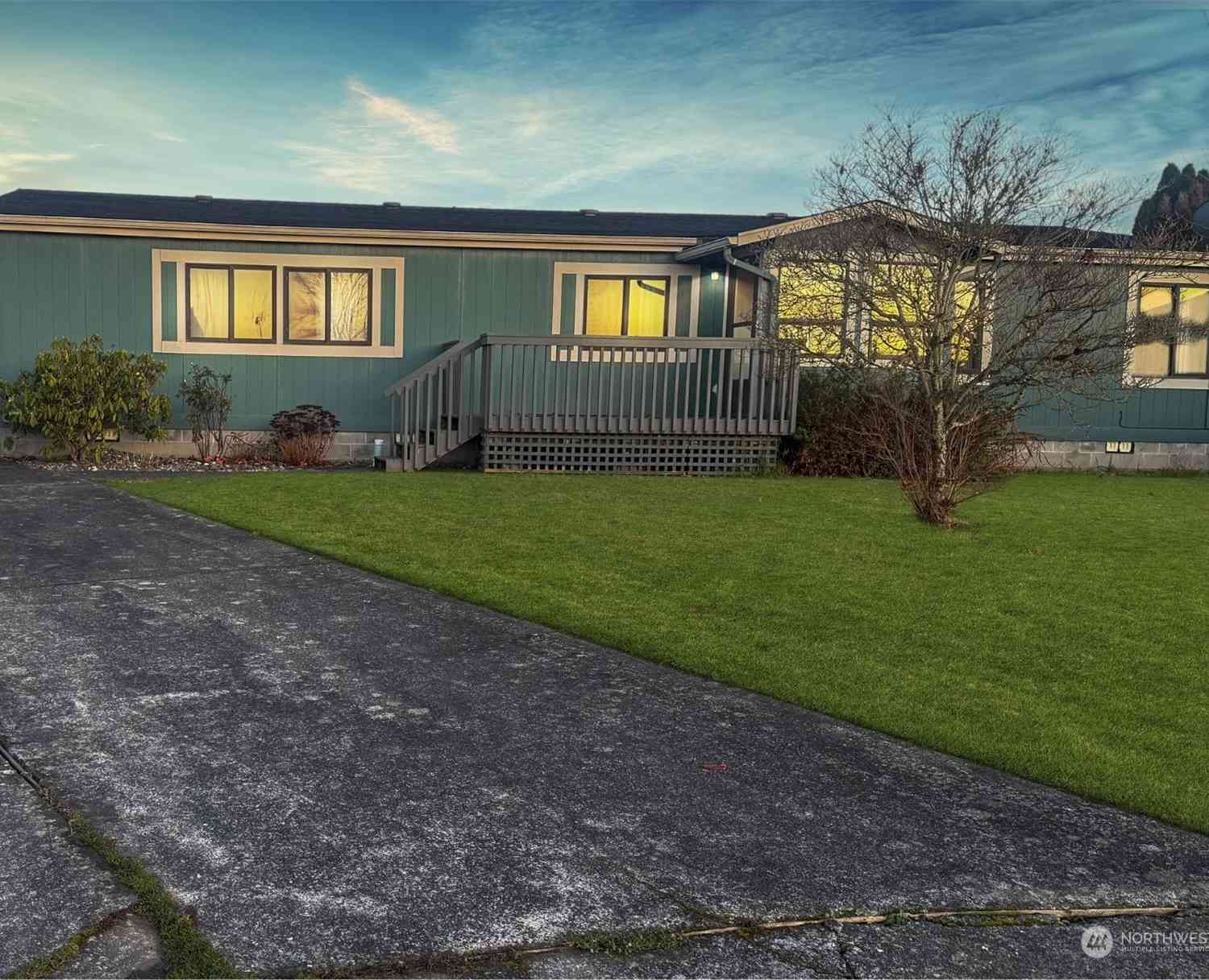 1800 N 32nd Place, Mount Vernon, Washington image 3