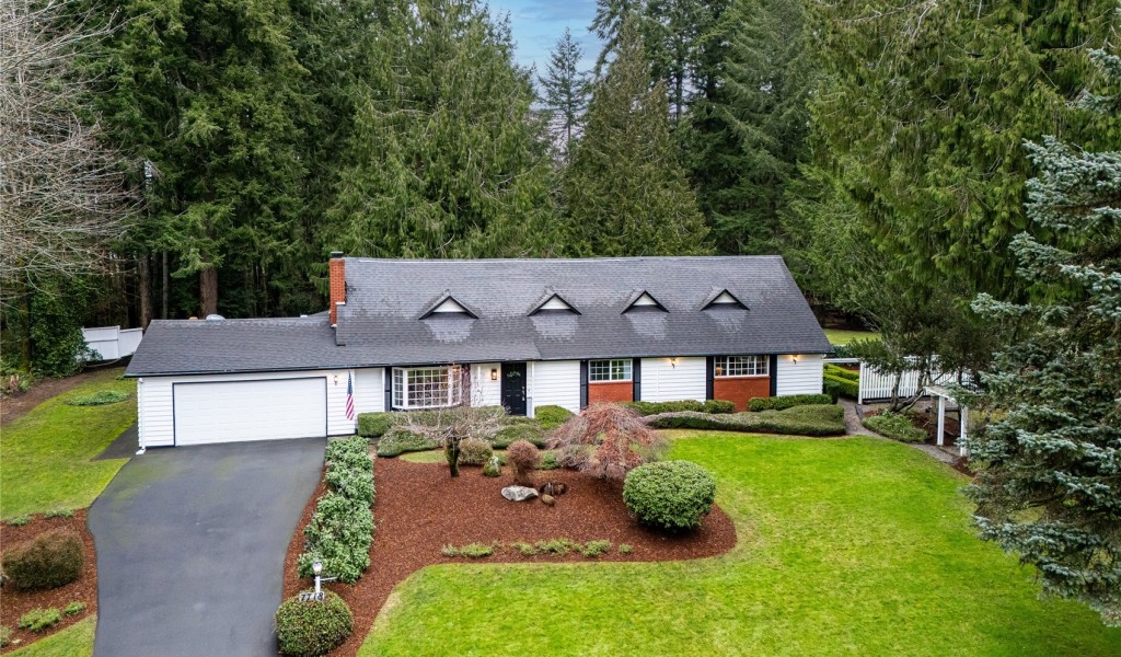 7718 Forest Park Drive, Olympia, Washington image 1