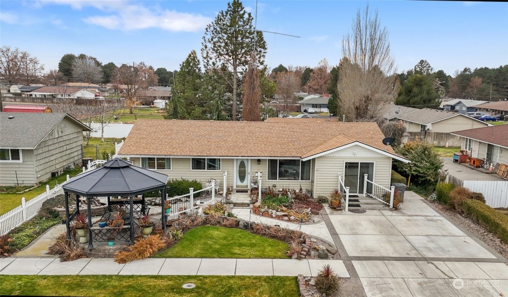 606 E Elm St, Othello, Washington image 1