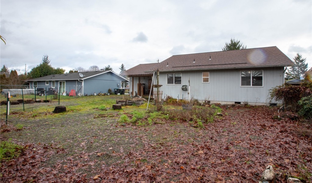 5921 Armour Loop, Olympia, Washington image 7