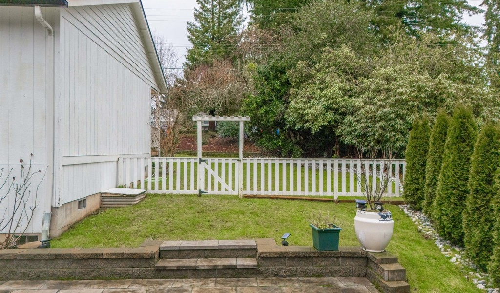 315 San Mar Drive, Olympia, Washington image 31