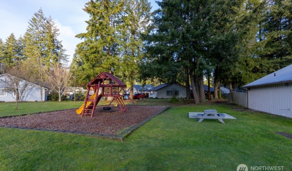 608 Malibu Drive, Lacey, Washington image 31