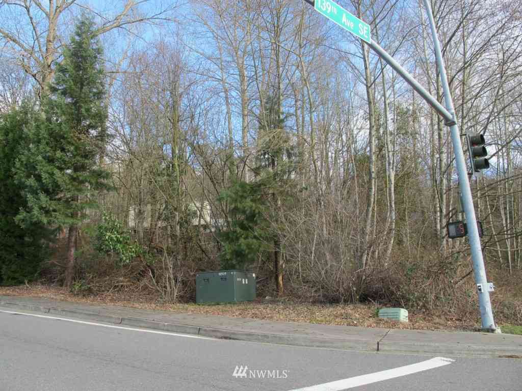 2457 Kamber Road, Bellevue, Washington image 6