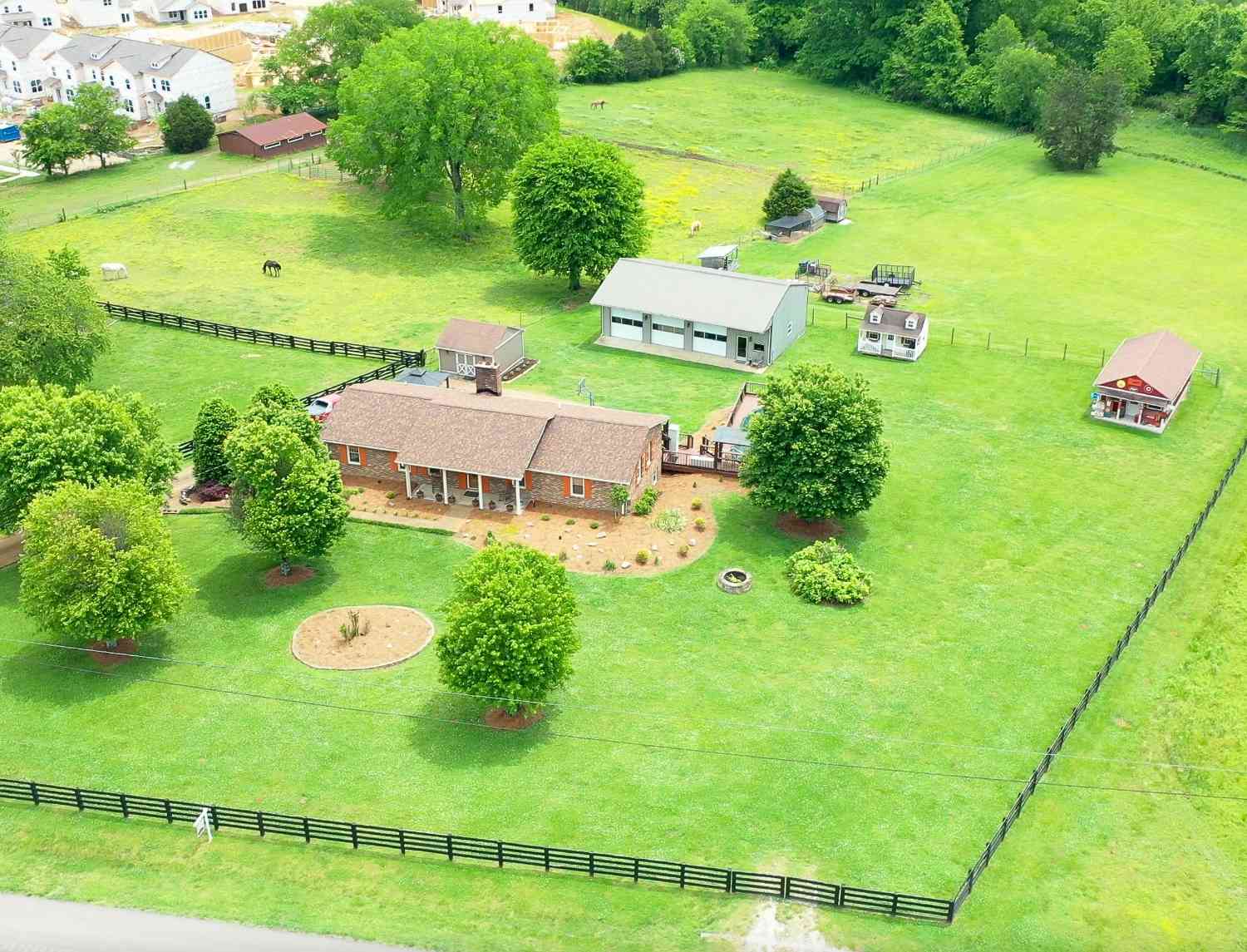 2348 Nashville Hwy, Columbia, Tennessee image 1