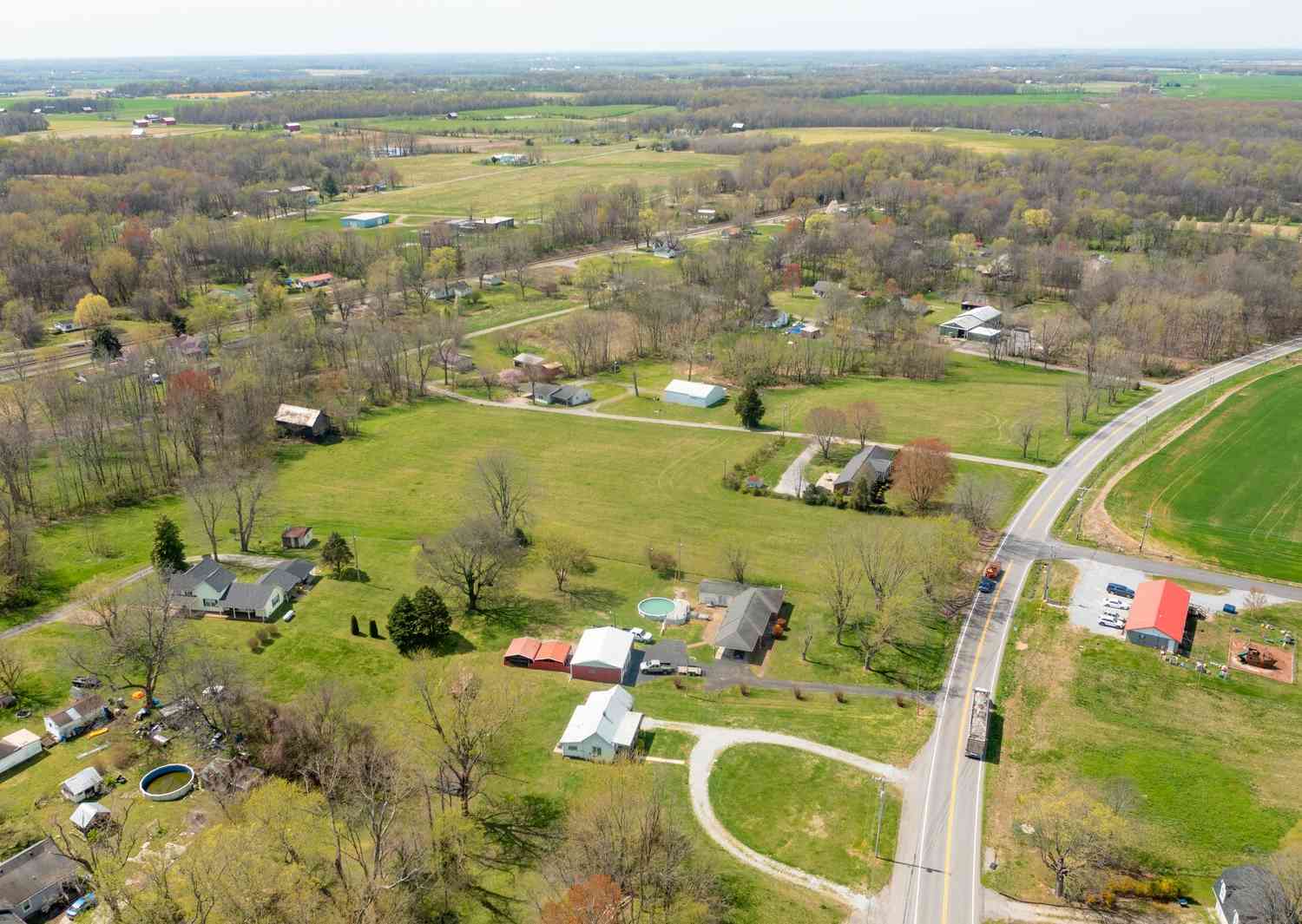 Highway 41, Cedar Hill, Tennessee image 14
