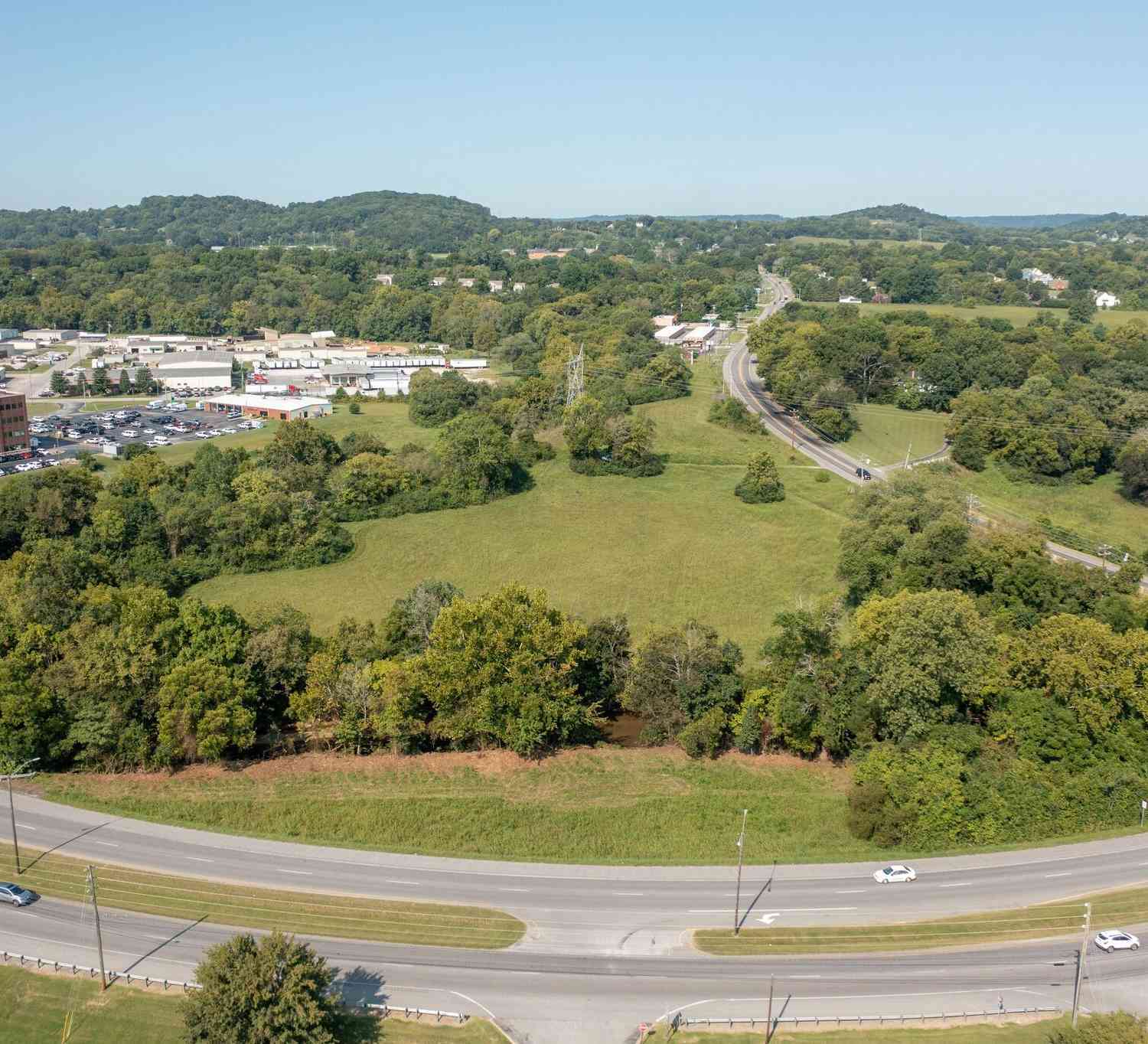 1 Hampshire Pike, Columbia, Tennessee image 5