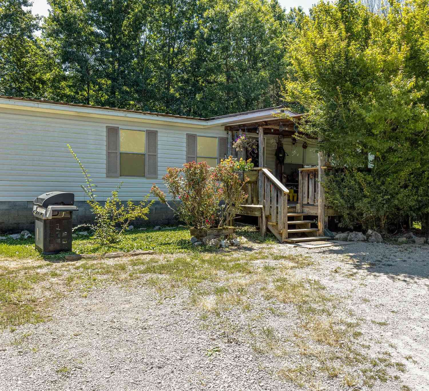 2812 Bolton Rd, Columbia, Tennessee image 4
