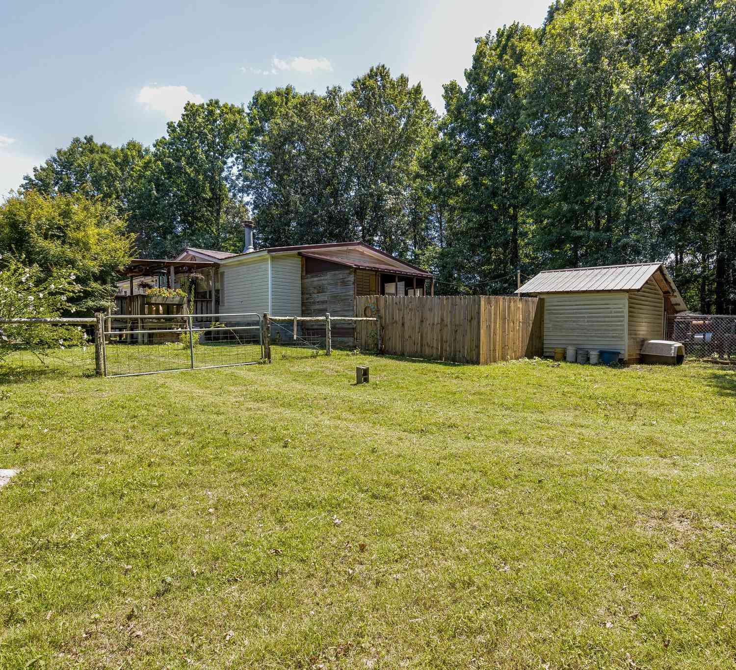 2812 Bolton Rd, Columbia, Tennessee image 11