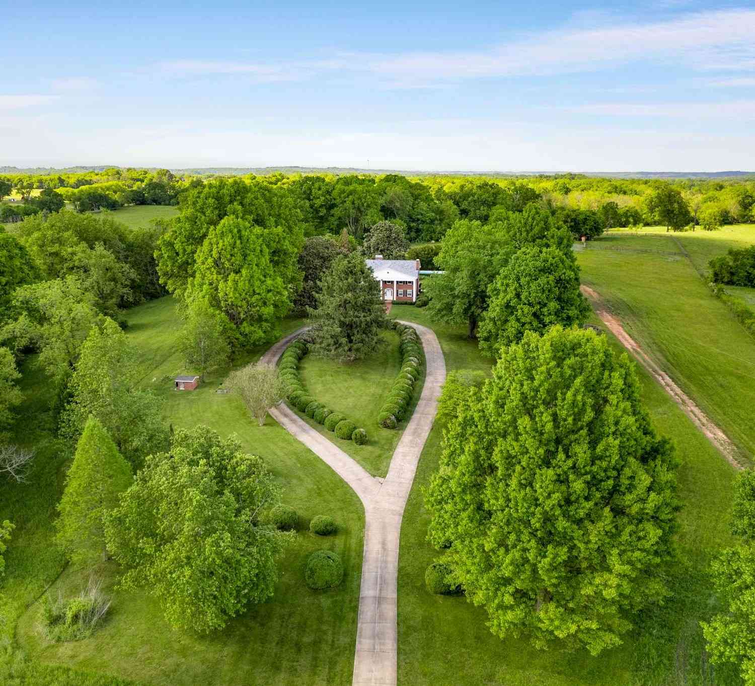 6768 Old Zion Rd, Columbia, Tennessee image 4
