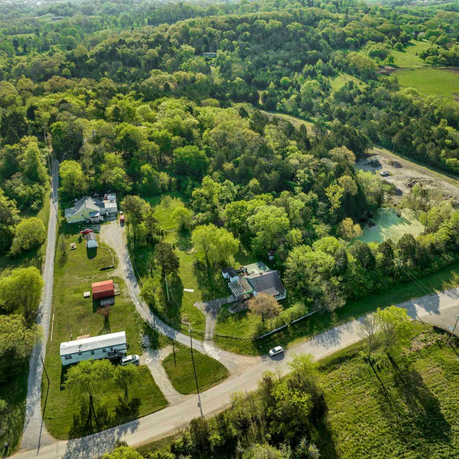 1810 Monsanto Rd, Columbia, Tennessee image 2