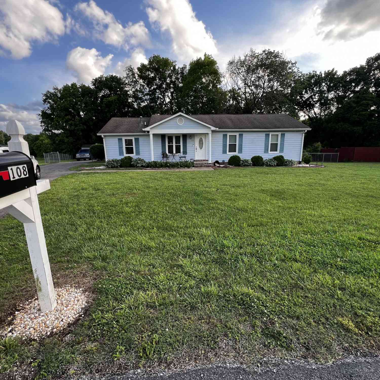 108 Greenlick Dr, Columbia, Tennessee image 1
