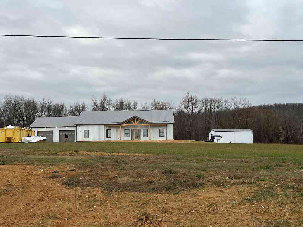 926 Half Acre Rd, Smithville, Tennessee image 2