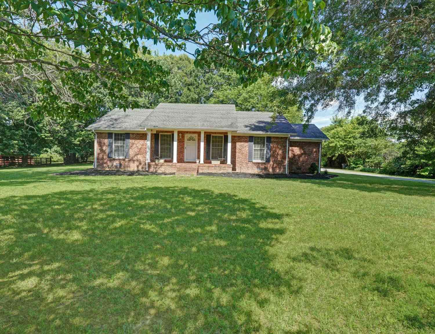 1084 N Corinth Rd, Portland, Tennessee image 3