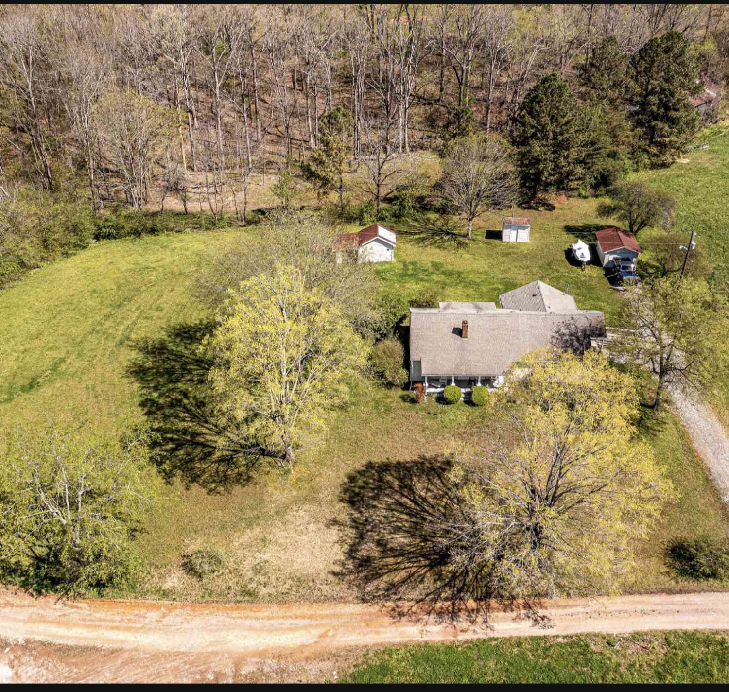 2633 Bearwallow Rd, Ashland City, Tennessee image 3