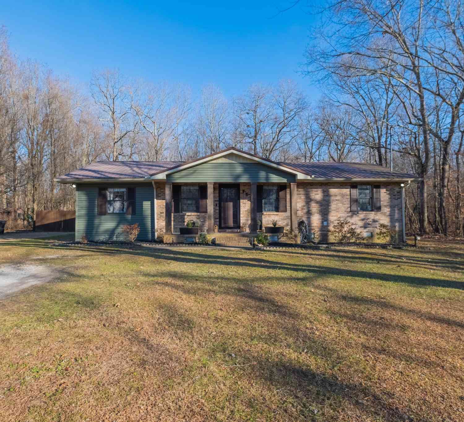 763 Gilley Cir, Manchester, Tennessee image 1