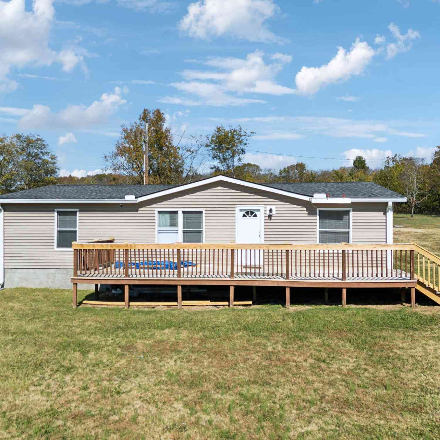 5301 Bluebird Rd, Lebanon, Tennessee image 1