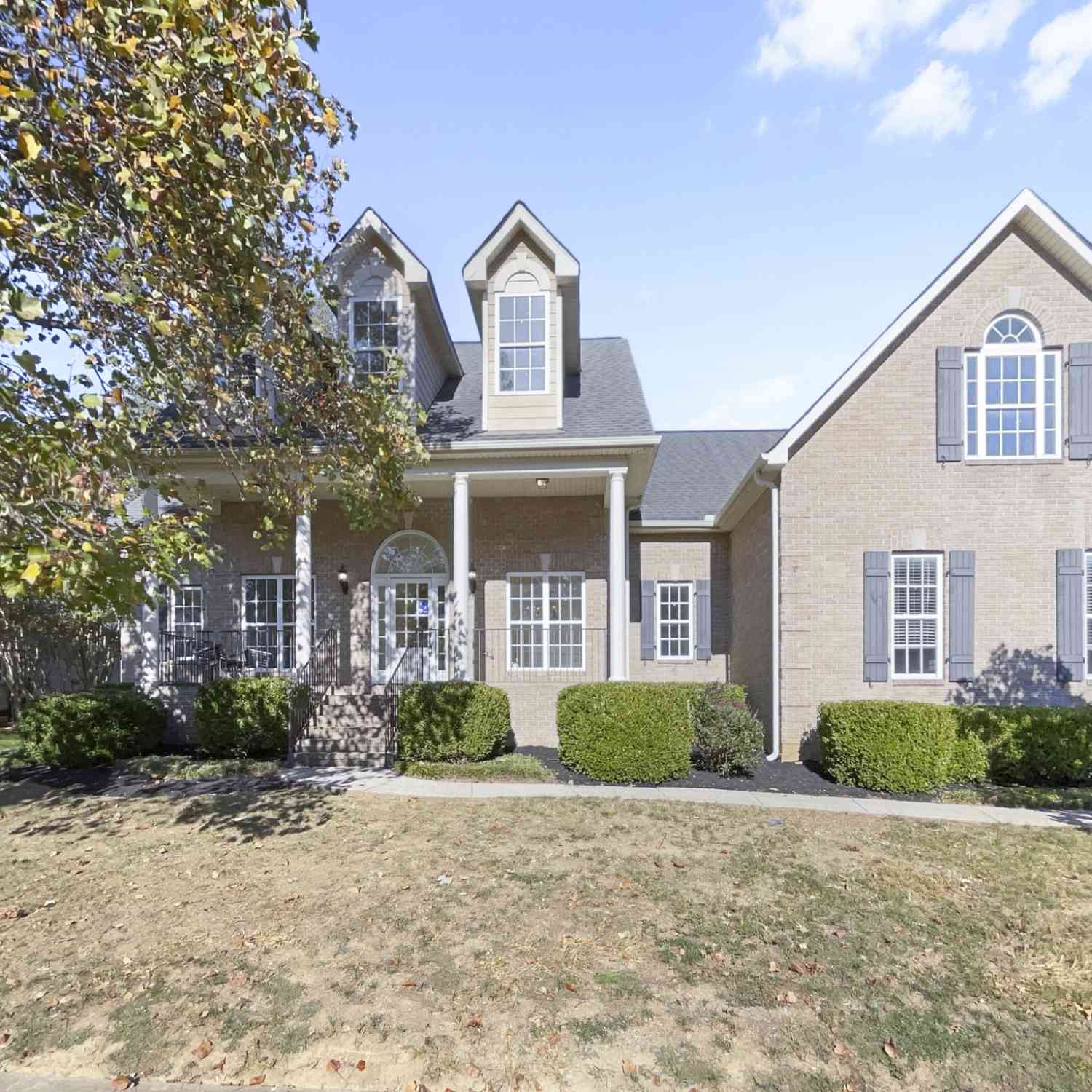 4022 Fremantle Cir, Spring Hill, Tennessee image 1